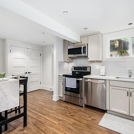 Gorgeous 4 Bedroom Garden Level Suite At Vancouver West & Ubc ภายนอก รูปภาพ