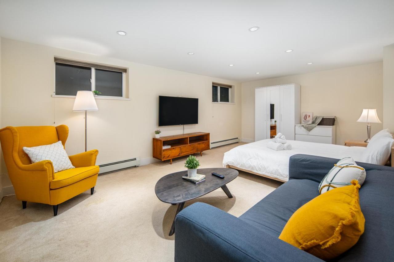 Gorgeous 4 Bedroom Garden Level Suite At Vancouver West & Ubc ภายนอก รูปภาพ